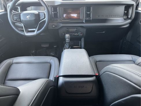 Used 2023 Ford Bronco Big Bend image 11