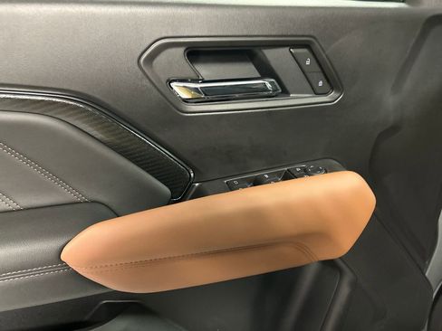 New 2026 GMC Canyon AT4 image 12