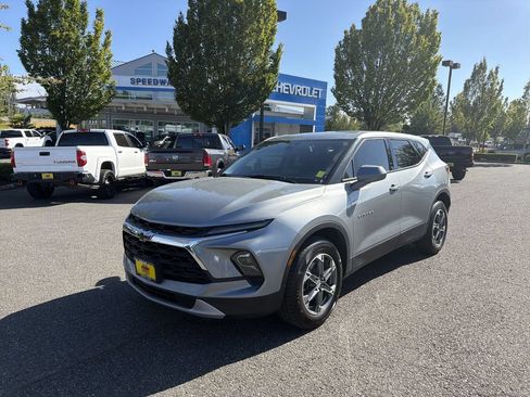Certified 2023 Chevrolet Blazer LT w/ Driver Confidence Package AWD/4WD image 5