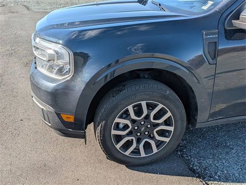 Used 2023 Ford Maverick Lariat w/ Lariat Luxury Package image 9
