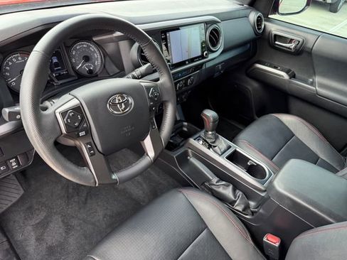 Used 2023 Toyota Tacoma TRD Pro AWD/4WD image 9