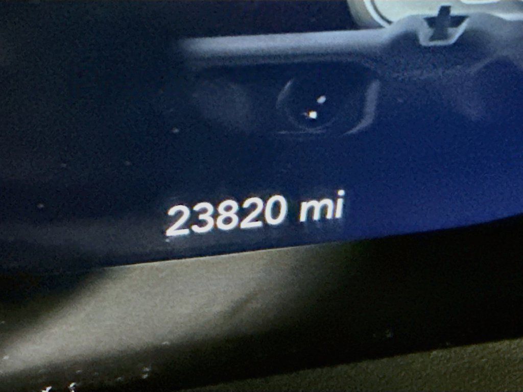 Used 2025 Jeep Wrangler Sport AWD/4WD image 5