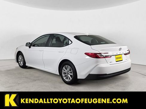 Used 2026 Toyota Camry LE FWD image 3