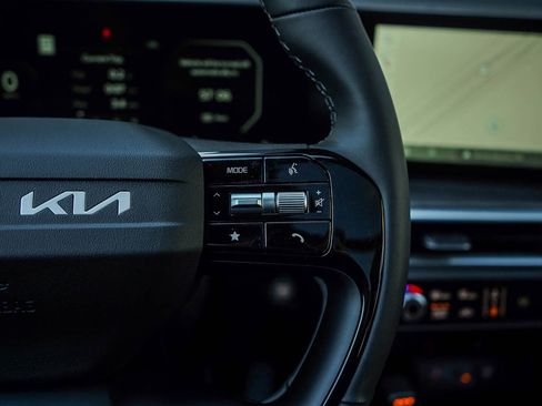 New 2026 Kia Sorento SX image 23