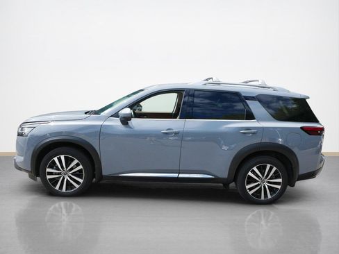 Certified 2023 Nissan Pathfinder Platinum AWD/4WD image 6