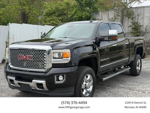 Used 2016 GMC Sierra 2500 Denali w/ Duramax Plus Package AWD/4WD image 1