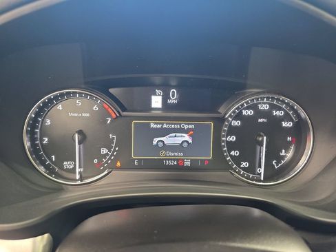 Used 2023 Cadillac XT4 Premium Luxury w/ Cold Weather Package AWD/4WD image 18