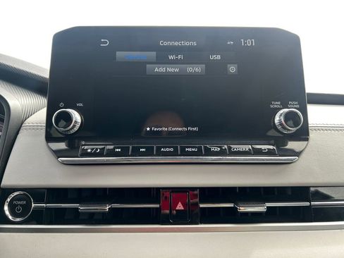 Used 2024 Mitsubishi Outlander SEL image 24