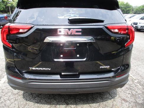 Used 2018 GMC Terrain SLE AWD/4WD image 17