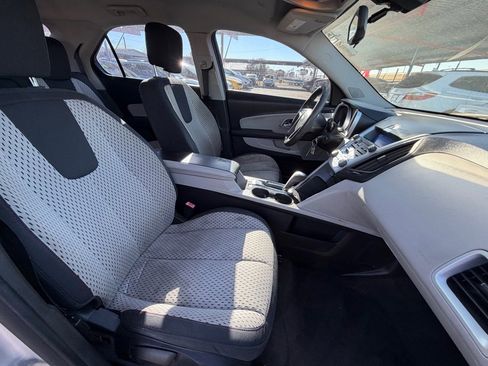 Used 2011 Chevrolet Equinox LS image 37