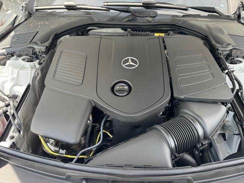 New 2025 Mercedes-Benz C 300 4MATIC Sedan image 31