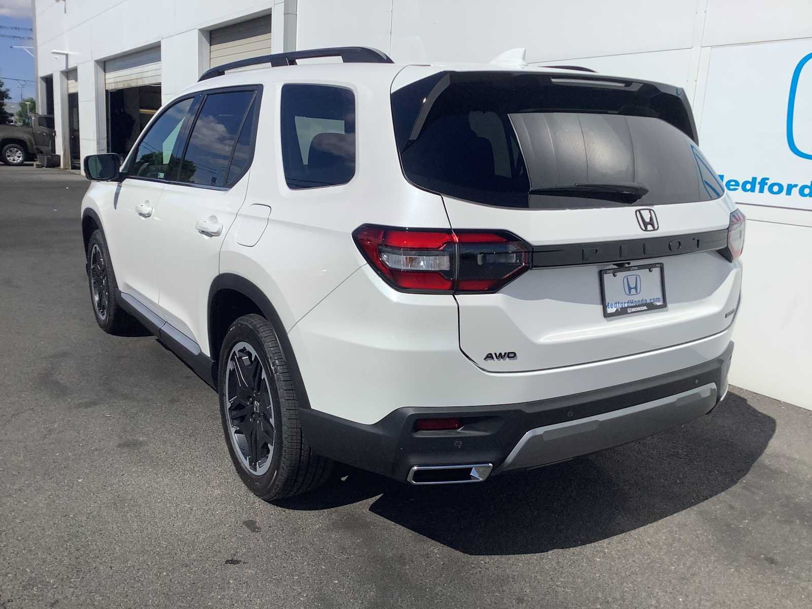 New 2026 Honda Pilot image 4