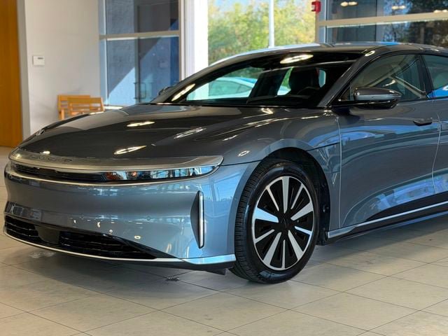 Used 2025 Lucid Air Touring AWD/4WD image 3
