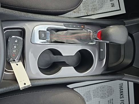 Used 2022 Chevrolet Malibu RS image 33