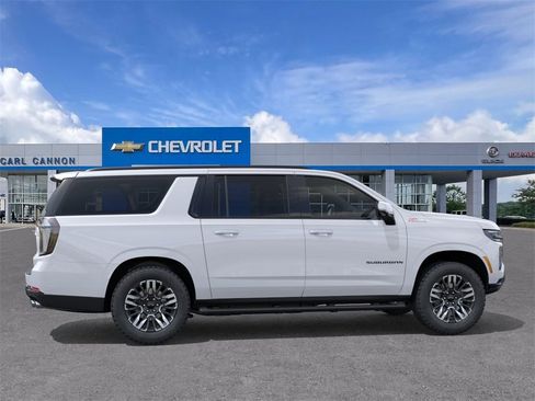 New 2026 Chevrolet Suburban Z71 w/ Comfort Package image 5