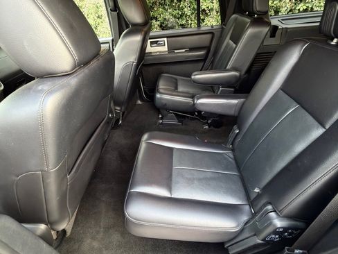 Used 2017 Ford Expedition XLT w/ Equipment Group 201A image 12