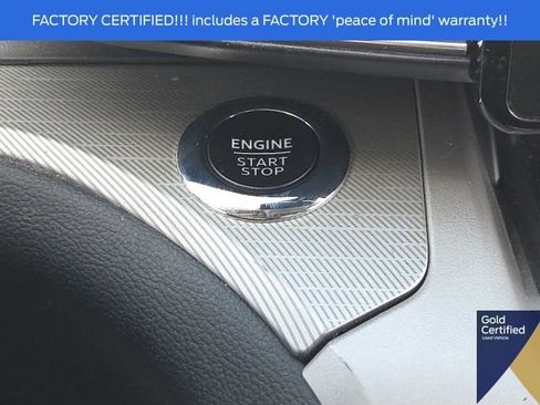 Used 2023 Ford Explorer XLT w/ Equipment Group 202A AWD/4WD image 46