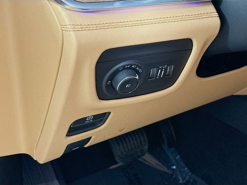 New 2025 Jeep Grand Cherokee L Summit image 10