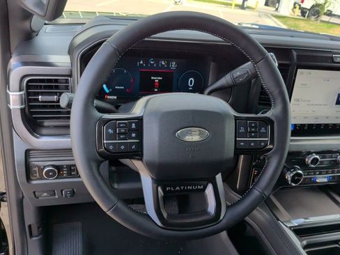 New 2026 Ford F450 Platinum w/ FX4 Off-Road Package image 18