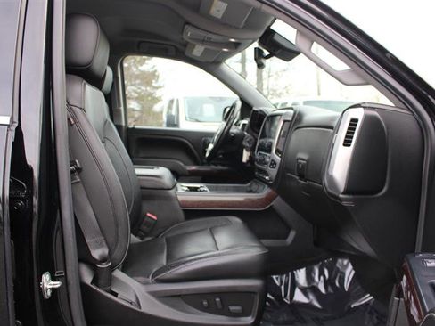 Used 2018 GMC Sierra 1500 SLT image 13