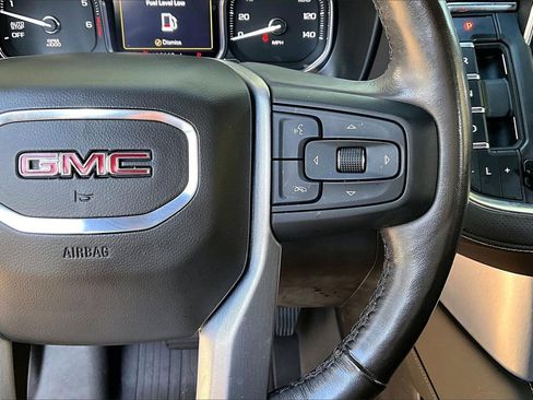 Used 2021 GMC Yukon SLT w/ SLT Luxury Plus Package image 11