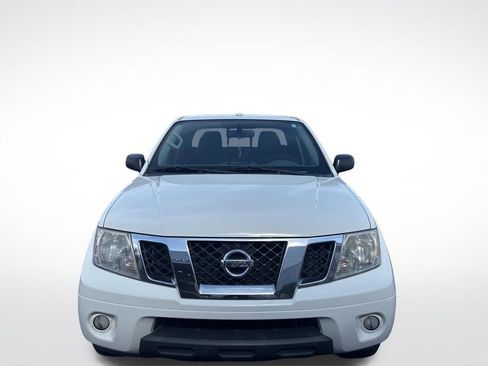 Used 2017 Nissan Frontier SV w/ SV Value Truck Package image 2