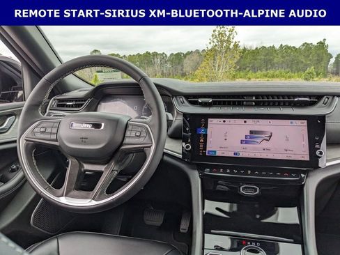 New 2026 Jeep Grand Cherokee Limited image 12