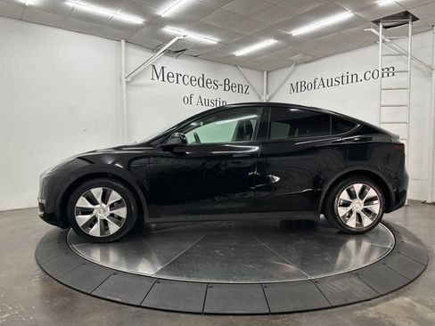 Used 2021 Tesla Model Y Long Range AWD/4WD image 4
