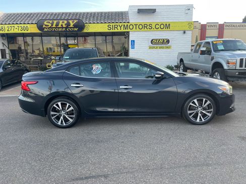 Used 2016 Nissan Maxima 3.5 SV image 2