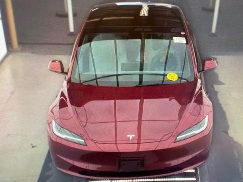 Used 2025 Tesla Model 3 Long Range RWD image 10