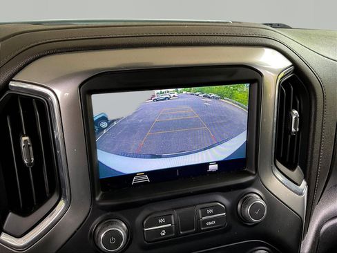 Used 2022 Chevrolet Silverado 2500 LT AWD/4WD image 15