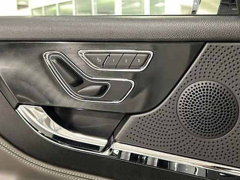 Used 2023 Lincoln Corsair AWD w/ Equipment Group 101A image 18