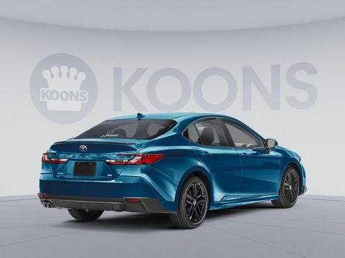 New 2026 Toyota Camry SE image 2