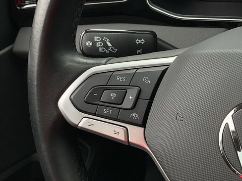 Used 2025 Volkswagen Jetta Sport image 22