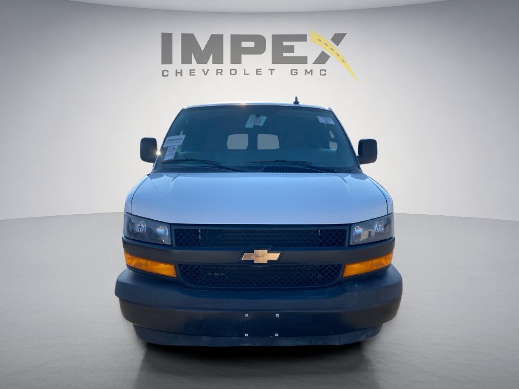 Used 2025 Chevrolet Express 3500 LS RWD image 8