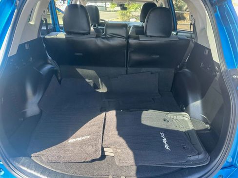 Used 2017 Toyota RAV4 XLE image 18