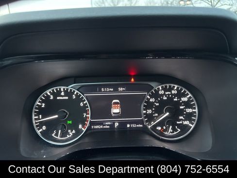 Used 2022 Nissan Pathfinder SV w/ SV Black Package image 17