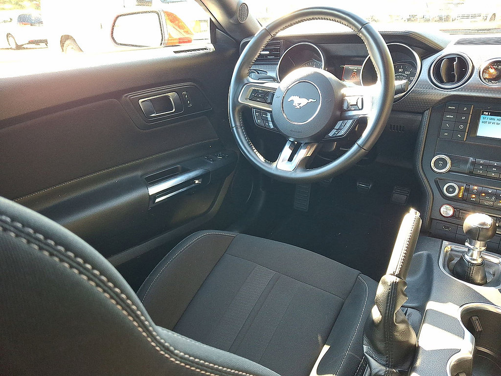 Used 2022 Ford Mustang GT w/ GT Performance Package RWD image 15