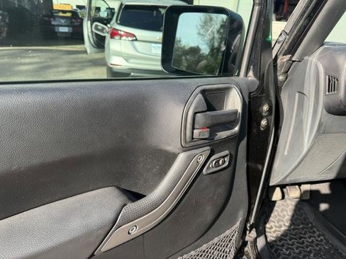 Used 2017 Jeep Wrangler Unlimited Sport w/ Quick Order Package 23S image 19