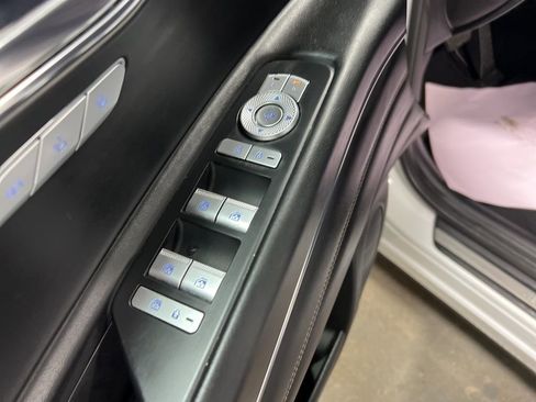 Used 2024 Genesis GV80 2.5T image 21