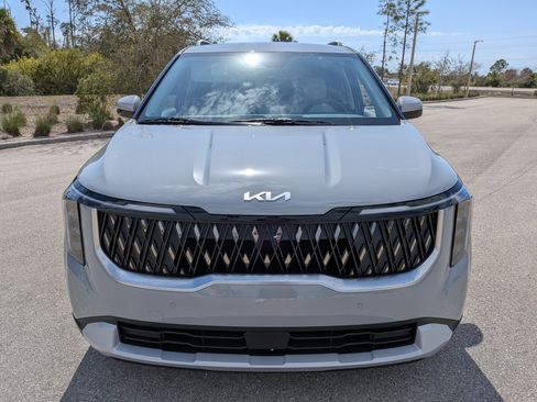 New 2026 Kia Carnival EX image 3