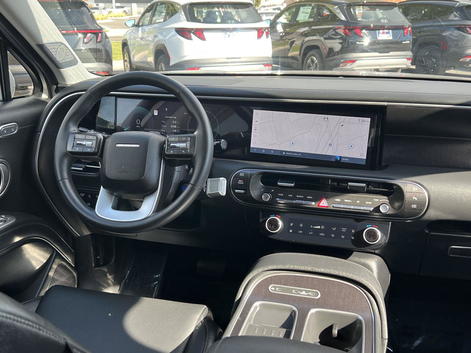 Certified 2026 Hyundai Palisade Limited AWD/4WD image 2