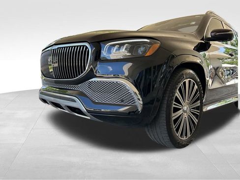 Used 2023 Mercedes-Benz Maybach GLS 600 4MATIC image 15