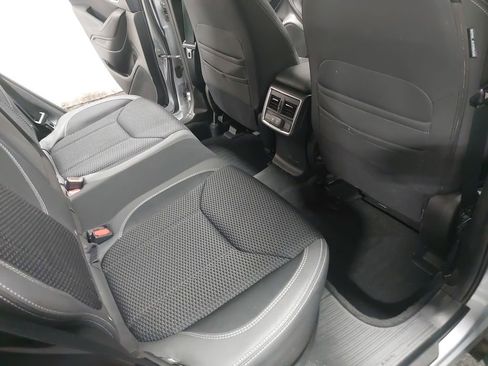 Used 2019 Subaru Forester Premium image 11