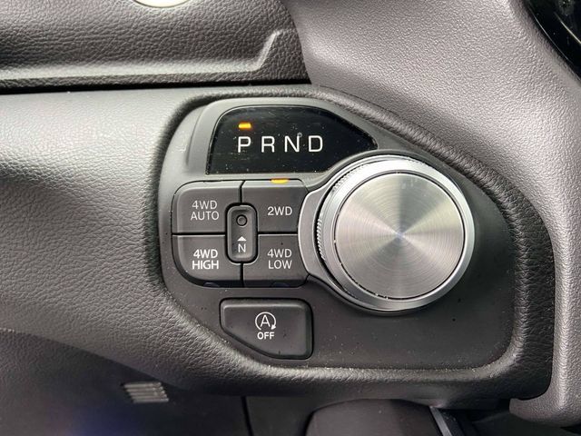 Used 2025 RAM 1500 Laramie w/ Sport Appearance Package AWD/4WD image 30