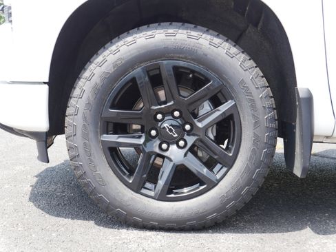 Certified 2023 Chevrolet Silverado 1500 RST AWD/4WD image 12