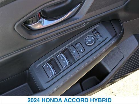 Used 2024 Honda Accord Sport image 13