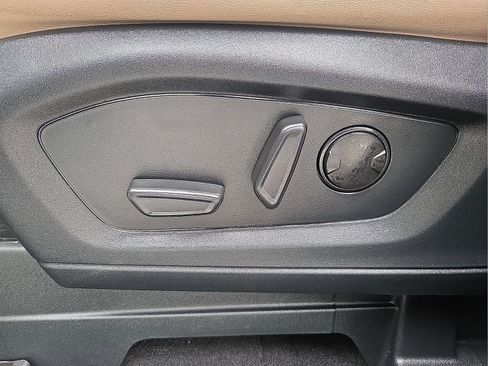 Certified 2023 Ford Explorer XLT w/ Equipment Group 202A AWD/4WD image 16