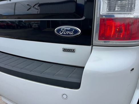 Used 2019 Ford Flex SEL w/ Equipment Group 202A AWD/4WD image 6