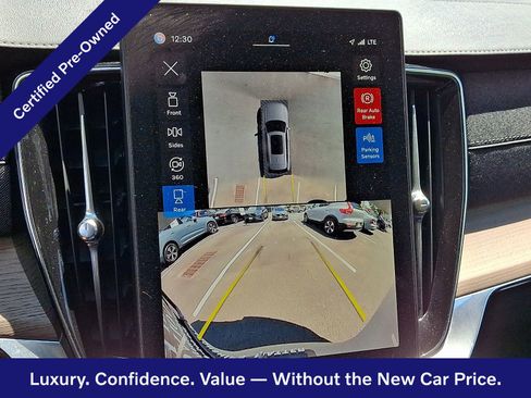 Certified 2025 Volvo XC90 B6 Plus AWD/4WD image 19